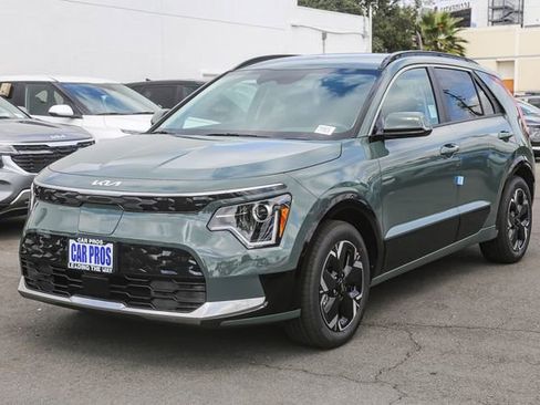 New 2026 Kia Niro Wind FWD image 12