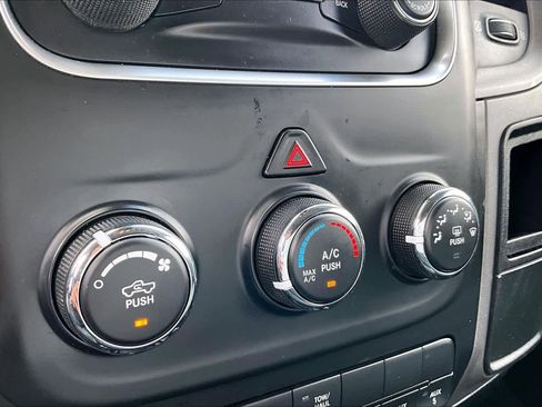 Used 2018 RAM 2500 Tradesman w/ Chrome Appearance Group image 31