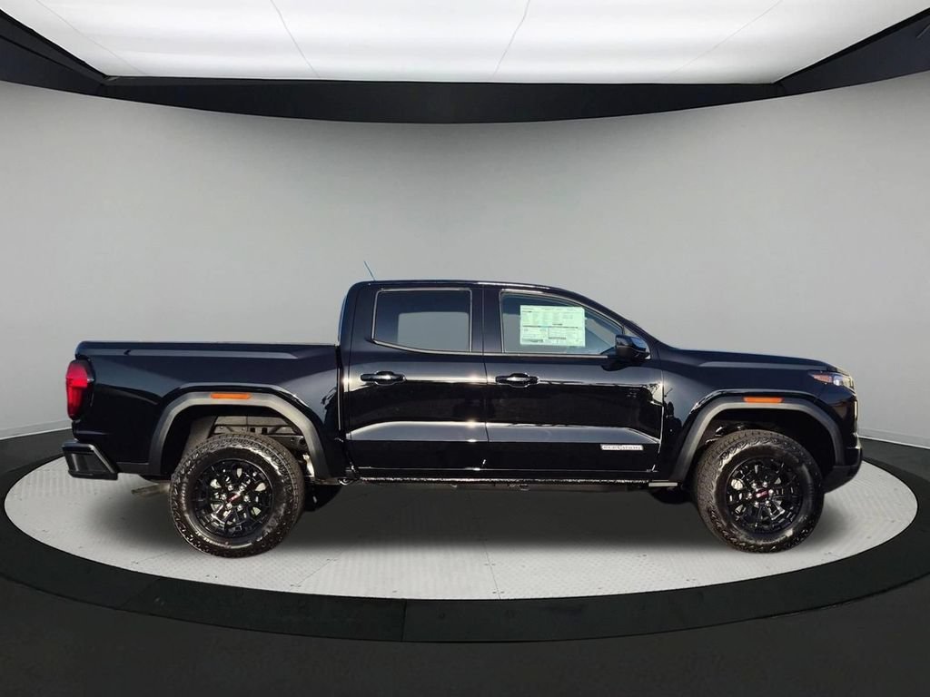 New 2026 GMC Canyon Elevation RWD image 6