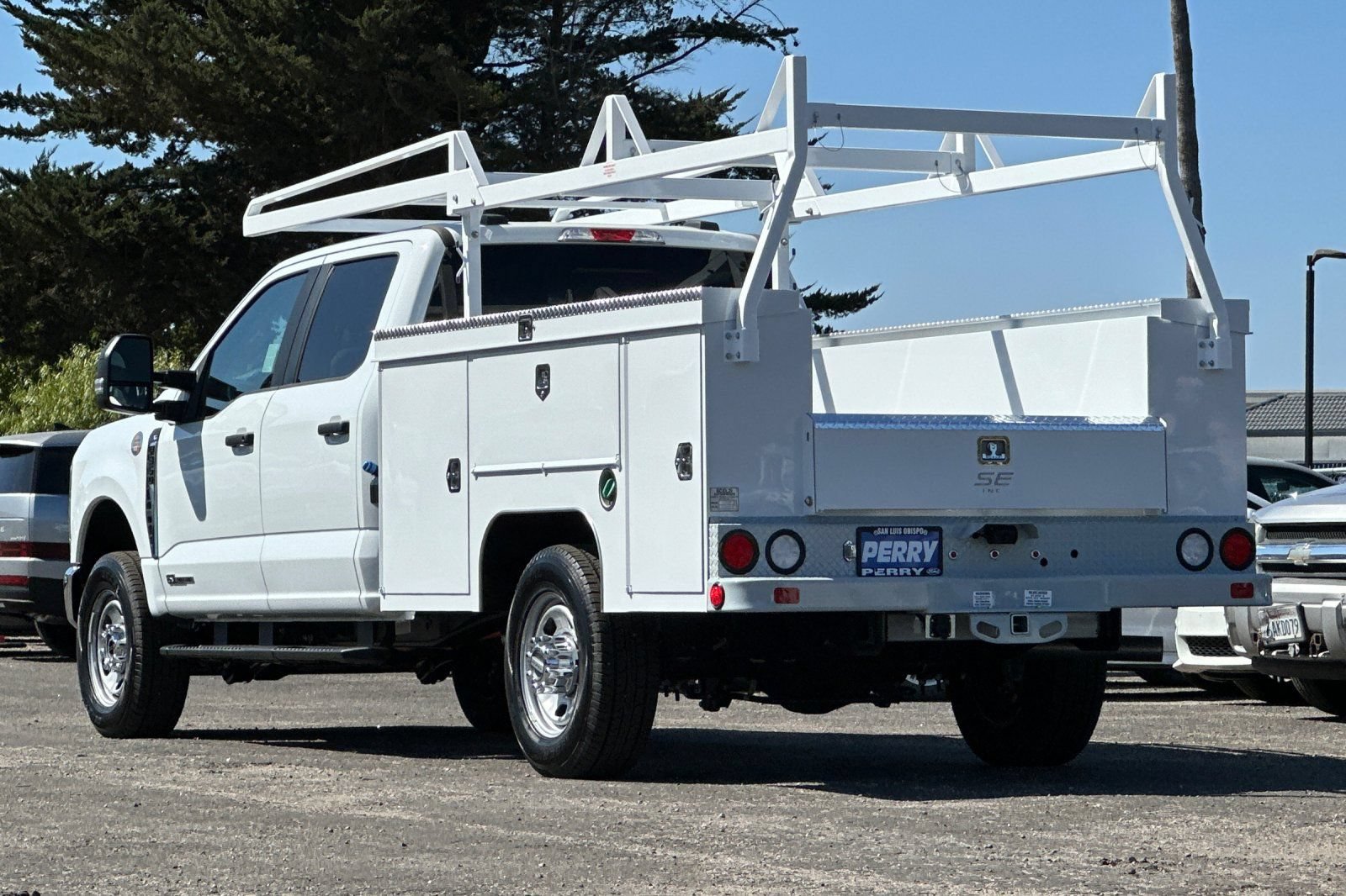 New 2025 Ford F350 XL w/ XL Chrome Package AWD/4WD image 5