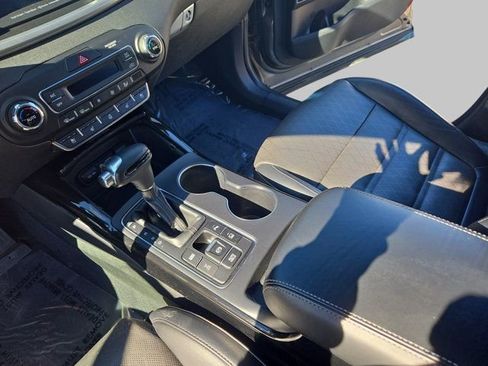 Used 2019 Kia Sorento SX w/ Limited image 29