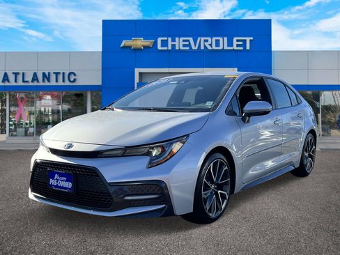 Used 2020 Toyota Corolla SE image 2