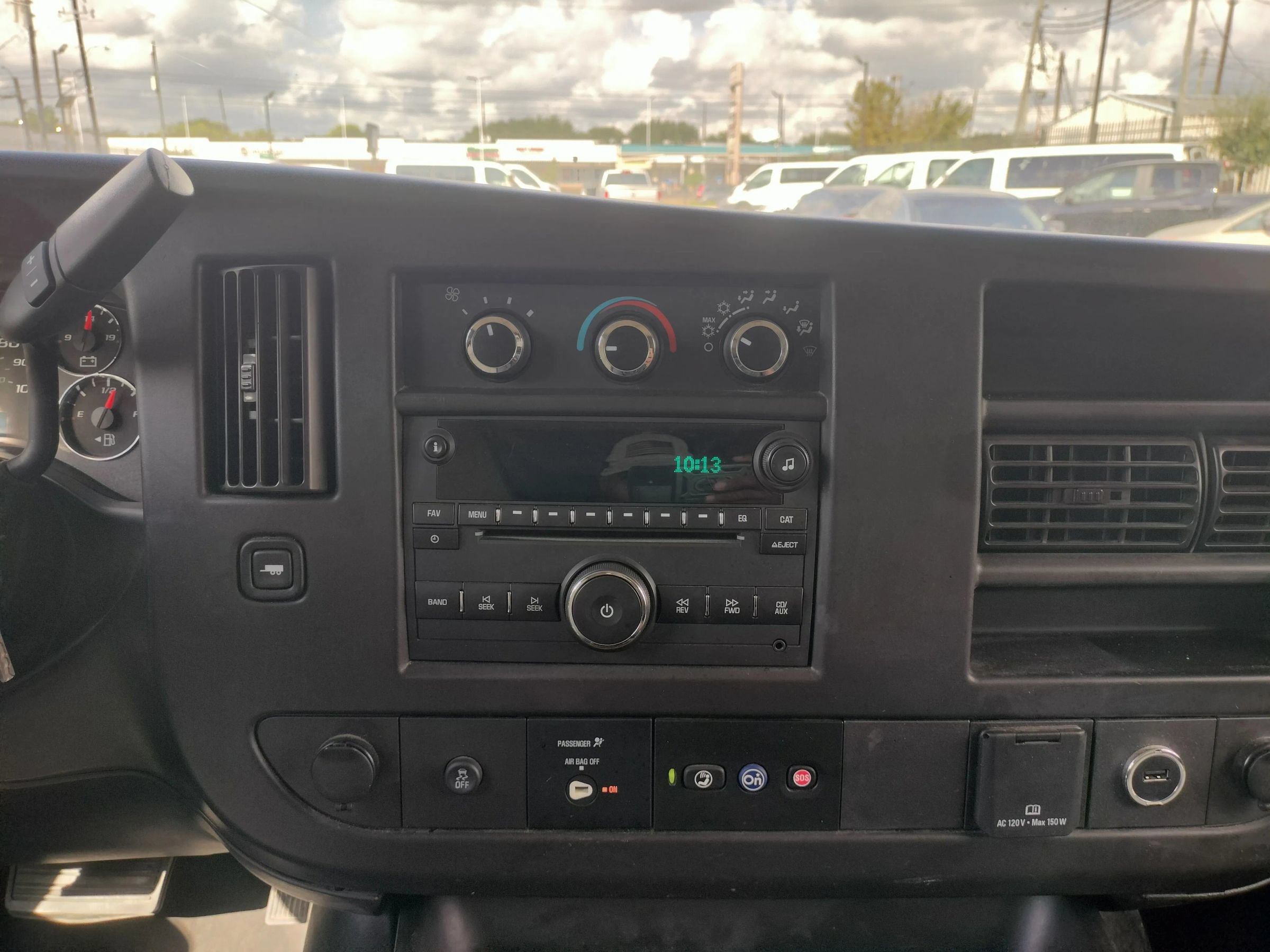 Used 2019 Chevrolet Express 2500 LS w/ Driver Convenience Package RWD image 36