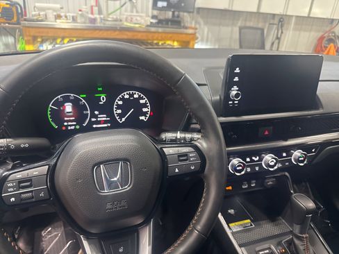 Used 2025 Honda CR-V Sport Touring image 25