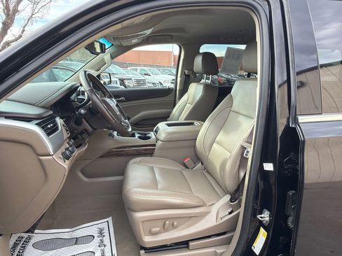 Used 2019 GMC Yukon SLT w/ HD Trailering Package image 9