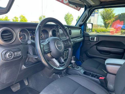 Used 2020 Jeep Gladiator Sport w/ Quick Order Package 24S AWD/4WD image 10