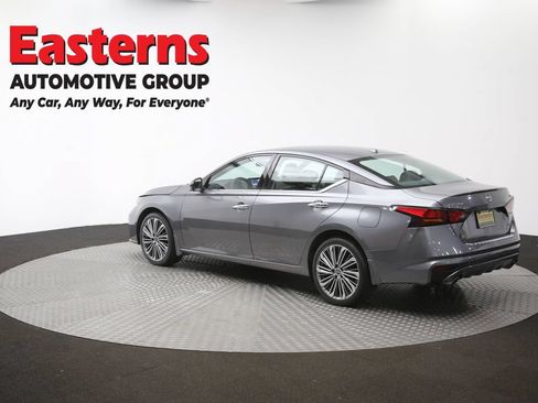 Used 2023 Nissan Altima 2.5 SL AWD/4WD image 56