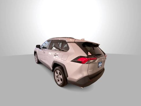 Used 2025 Toyota RAV4 XLE AWD/4WD image 6