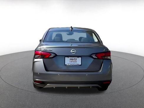 Used 2025 Nissan Versa SV FWD image 12