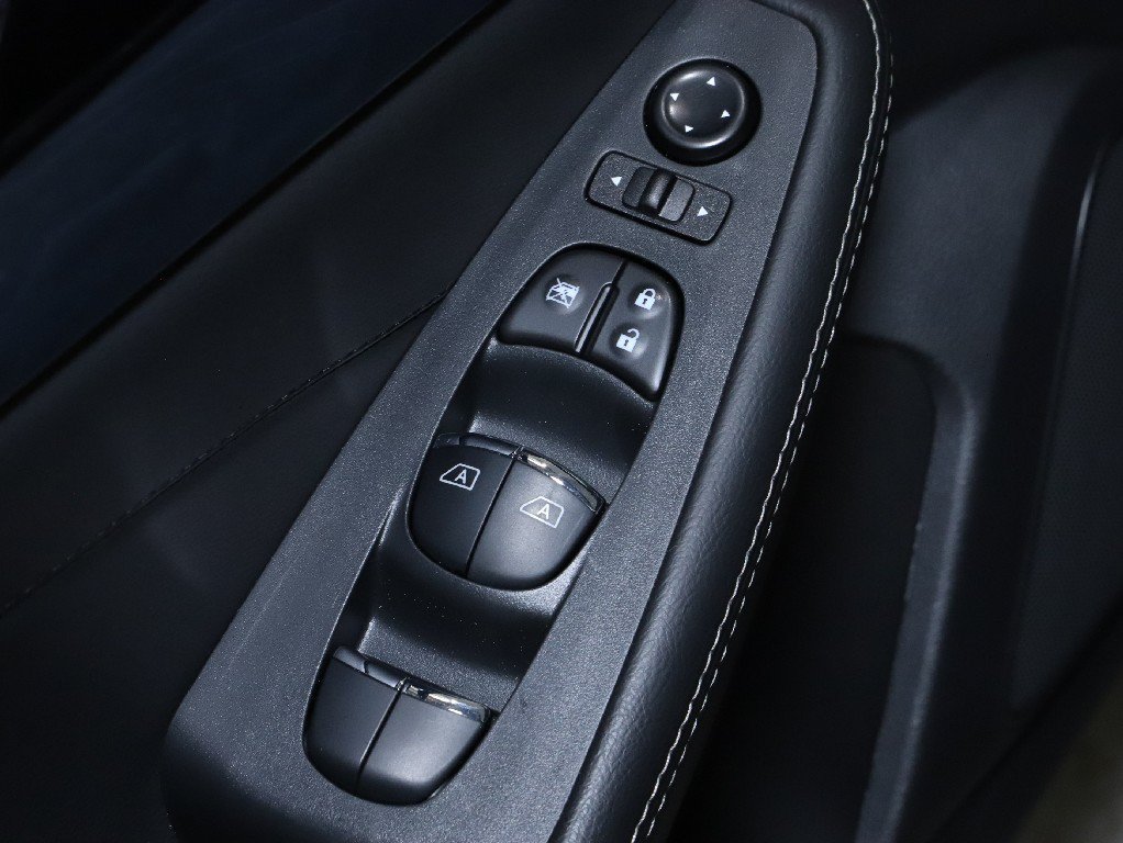 Used 2023 Nissan Maxima Platinum w/ Sport Mat Group FWD image 19