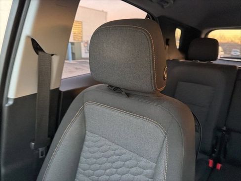 Used 2020 Chevrolet Equinox LT image 60