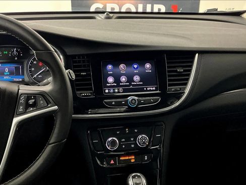 Used 2022 Buick Encore Preferred image 7