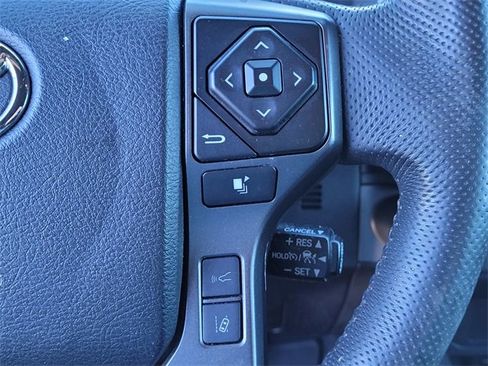 Used 2022 Toyota Tacoma 2WD Double Cab image 19
