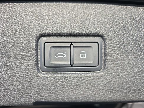 Certified 2025 Audi Q7 3.0T Premium Plus w/ Premium Plus Package image 13