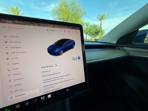 Used 2022 Tesla Model 3 RWD image 12