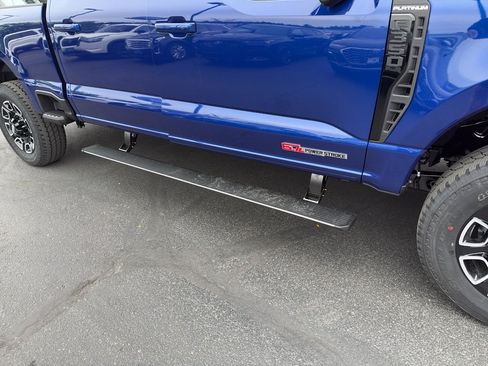 New 2026 Ford F350 Platinum w/ FX4 Off-Road Package AWD/4WD image 2