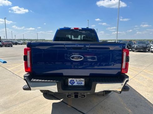 New 2026 Ford F250 XLT w/ XLT Premium Package AWD/4WD image 6