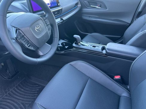 New 2026 Toyota Prius Limited FWD image 11