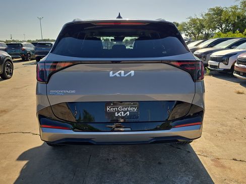 New 2026 Kia Sportage SX image 7