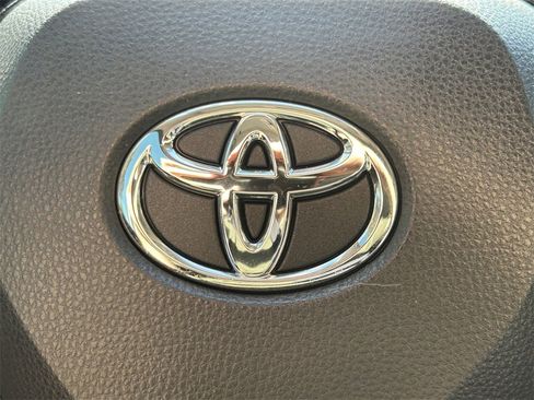 Used 2019 Toyota RAV4 XLE image 36