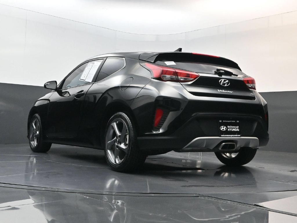Used 2020 Hyundai Veloster 2.0 FWD image 28