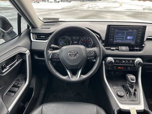 Certified 2021 Toyota RAV4 XLE Premium image 24