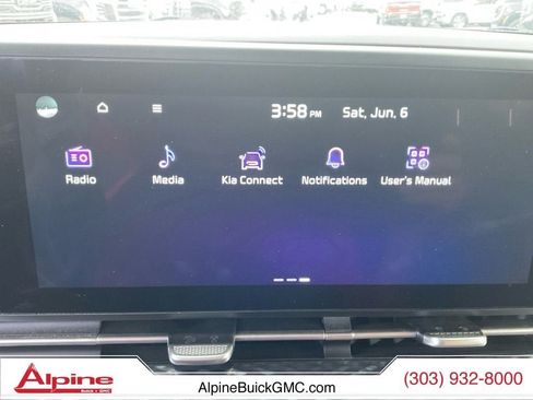 Used 2024 Kia Carnival SX Prestige FWD image 17