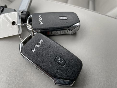 Used 2022 Kia Telluride EX w/ EX Premium Package image 34