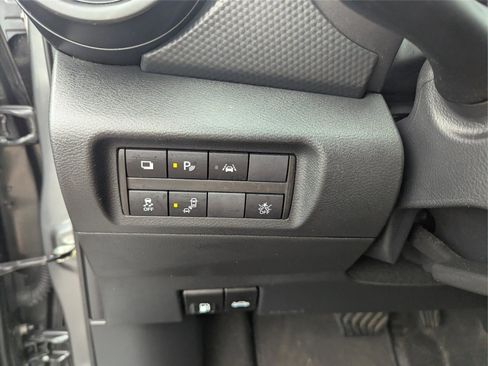 Used 2023 Nissan Kicks S image 23