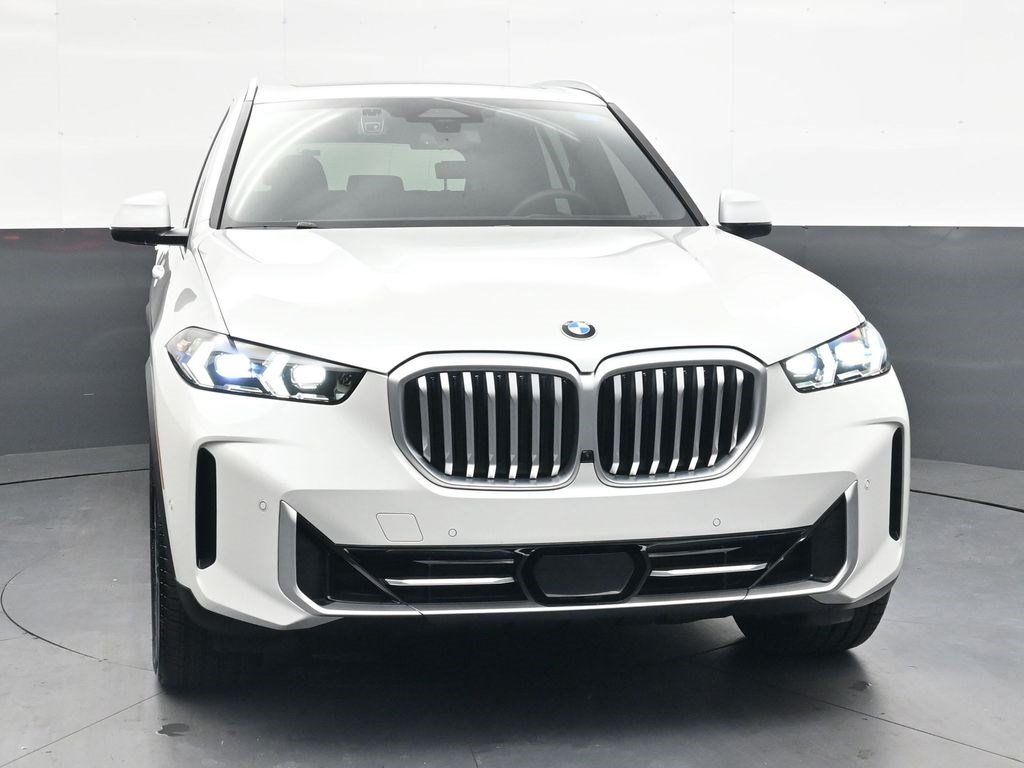 Used 2026 BMW X5 xDrive40i w/ Premium Package AWD/4WD image 9