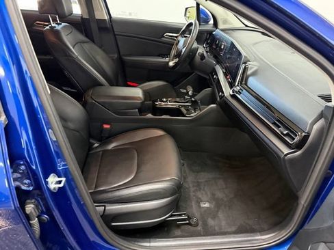 Used 2023 Kia Sportage EX FWD image 39