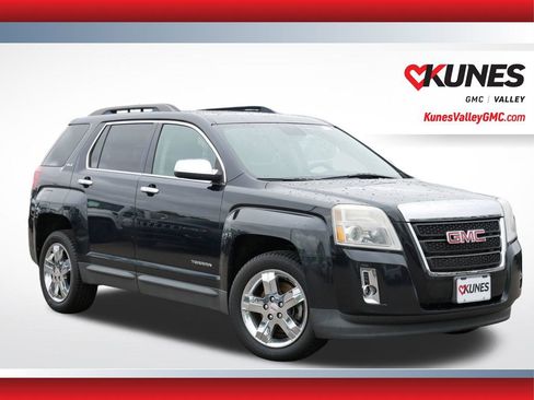 Used 2013 GMC Terrain SLE w/ Chrome Package AWD/4WD image 1