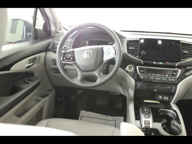 Used 2021 Honda Pilot Elite image 25
