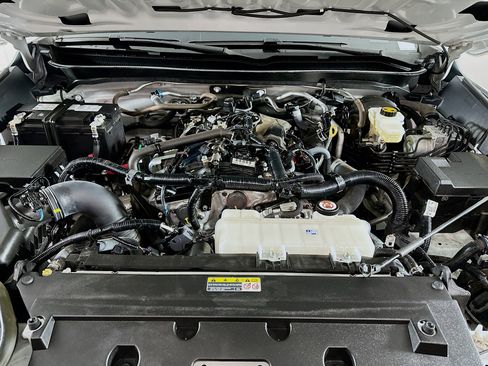 Used 2024 Toyota Tacoma TRD Off-Road image 33