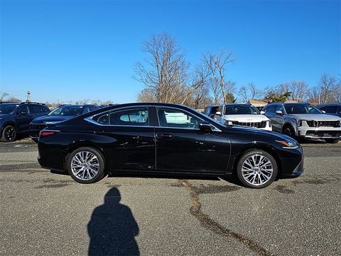 Used 2021 Lexus ES 350 w/ Premium Package image 8