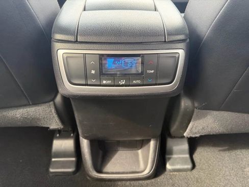 Used 2017 Toyota Highlander Plus w/ Carpet Mat Package image 30