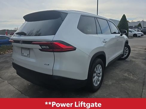 Used 2024 Toyota Grand Highlander XLE image 8