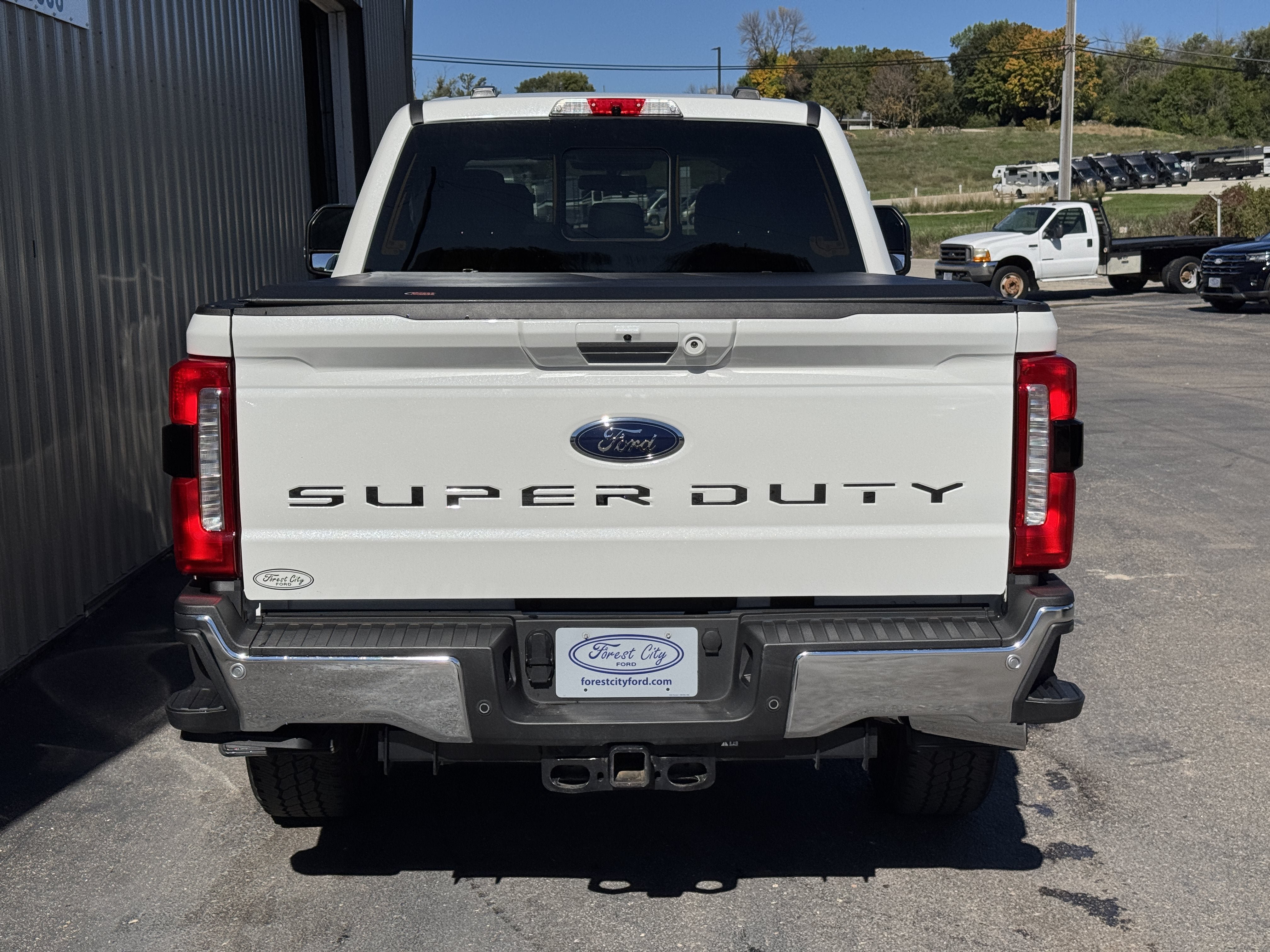 Used 2024 Ford F350 Lariat w/ Lariat Ultimate Package AWD/4WD image 4