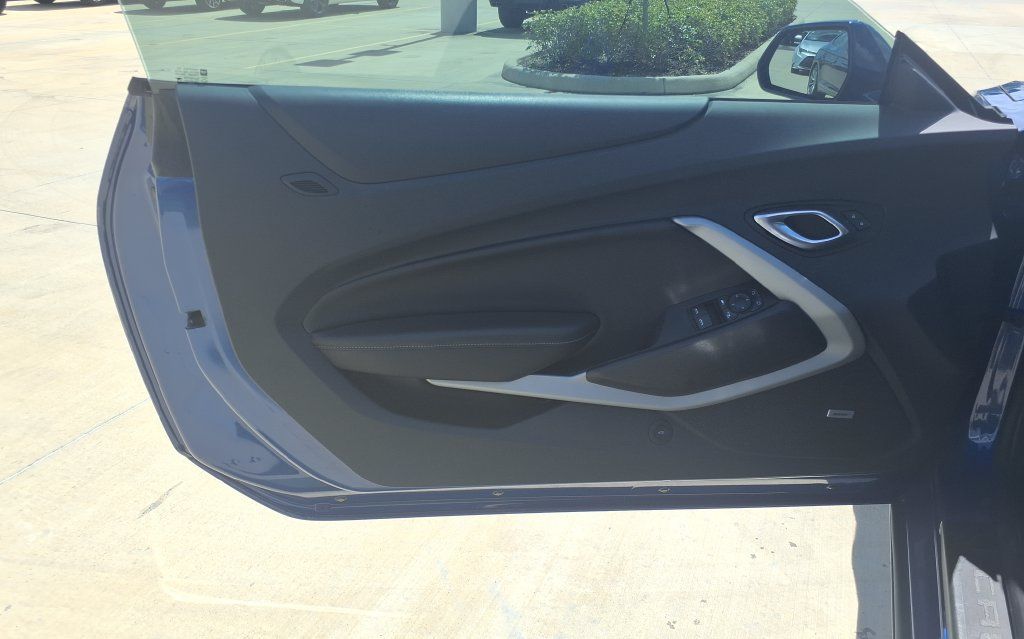 Used 2024 Chevrolet Camaro LT w/ RS Package RWD image 10