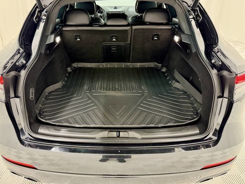 Used 2022 Maserati Levante GT image 9