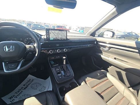 Certified 2025 Honda CR-V Sport Touring image 29