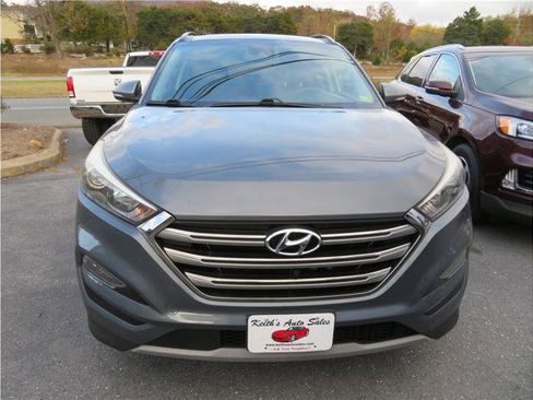 Used 2018 Hyundai Tucson Limited w/ Ultimate Package 02 image 16