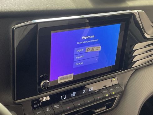 New 2026 Toyota Camry SE image 15