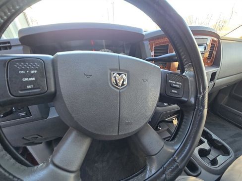 Used 2006 Dodge Ram 2500 Truck SLT w/ Quad Cab Big Horn Value Group image 15