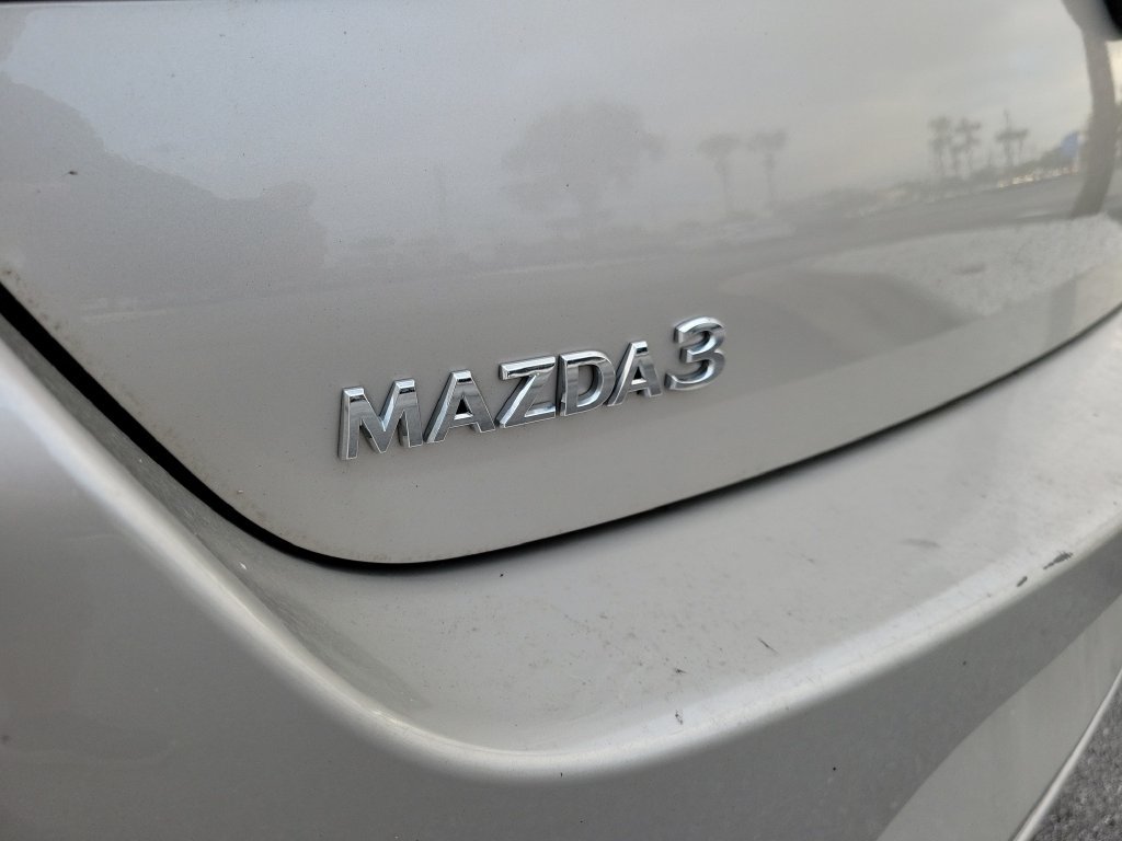 Used 2025 MAZDA MAZDA3 s FWD image 16