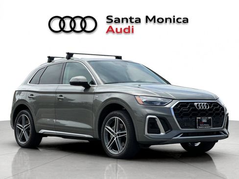 Used 2023 Audi Q5 e Premium w/ Convenience Package AWD/4WD image 9