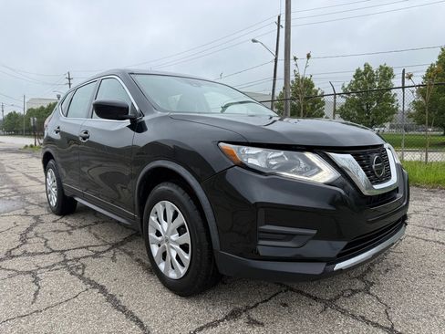 Used 2020 Nissan Rogue S AWD/4WD image 1