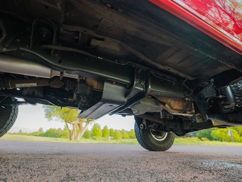 Used 1994 Ford Bronco XLT image 11