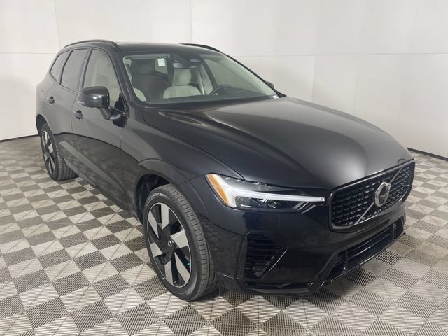 Certified 2025 Volvo XC60 T8 Plus w/ Protection Package Premier AWD/4WD image 2
