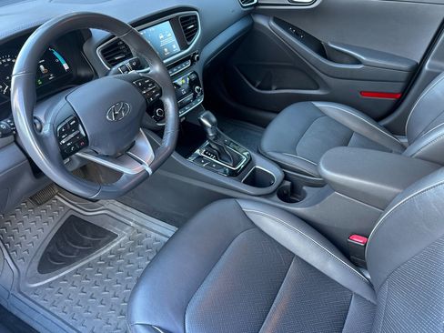 Used 2019 Hyundai Ioniq Limited image 11